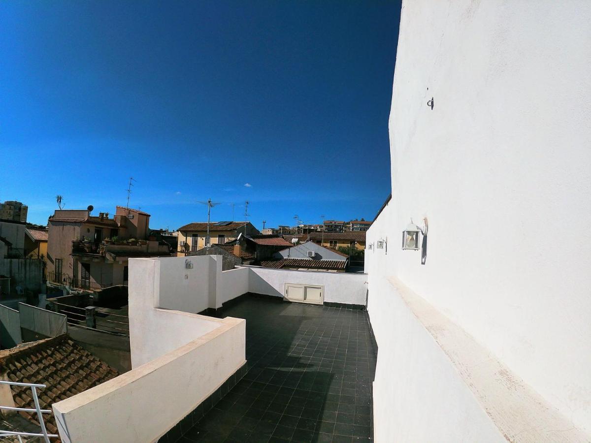 Villa Casa UBARUNI Acireale Exterior foto